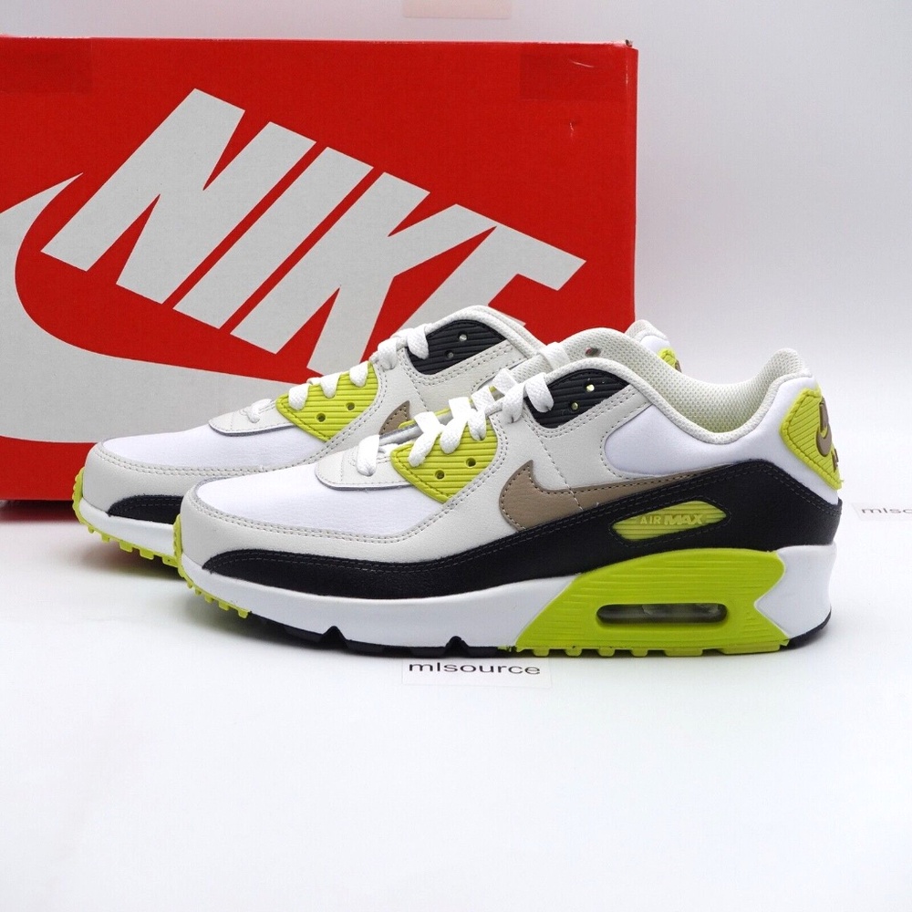 NEW Nike Air Max 90 Sneakers HF6358-103 White/Khaki